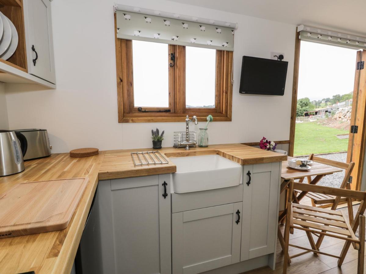 Tan Y Castell Shepherds Hut 兰戈伦 外观 照片